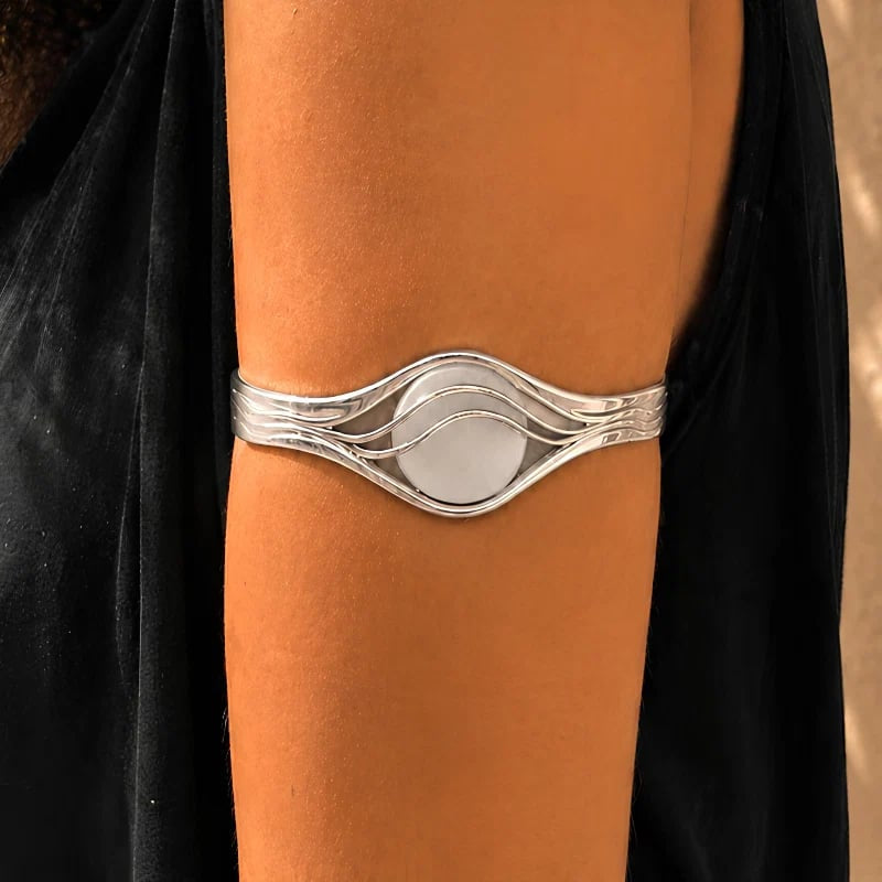 🔥Sensor Armband – Adjustable Jewelry‑Style Holder for Compatible Sensors