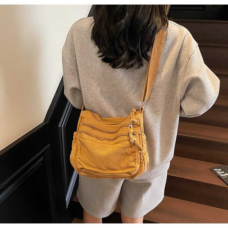 👜✨ Distressed Canvas Messenger Bag – Multi-Zipper Layered Design, Wide Adjustable Strap